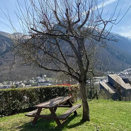 Sur Les Hauteurs De Cauterets, 2 5 Pers *
